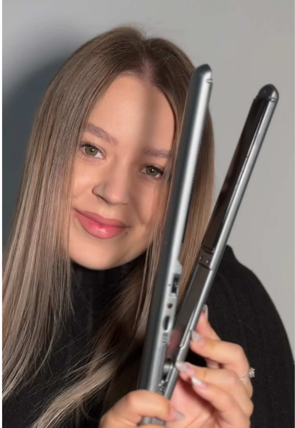 Păr drept, lucios și aranjat în câteva minute cu BaByliss PRO Sleek Expert. Rapid, simplu și cu rezultat de salon. 🔥  #babyliss #pro #hair 