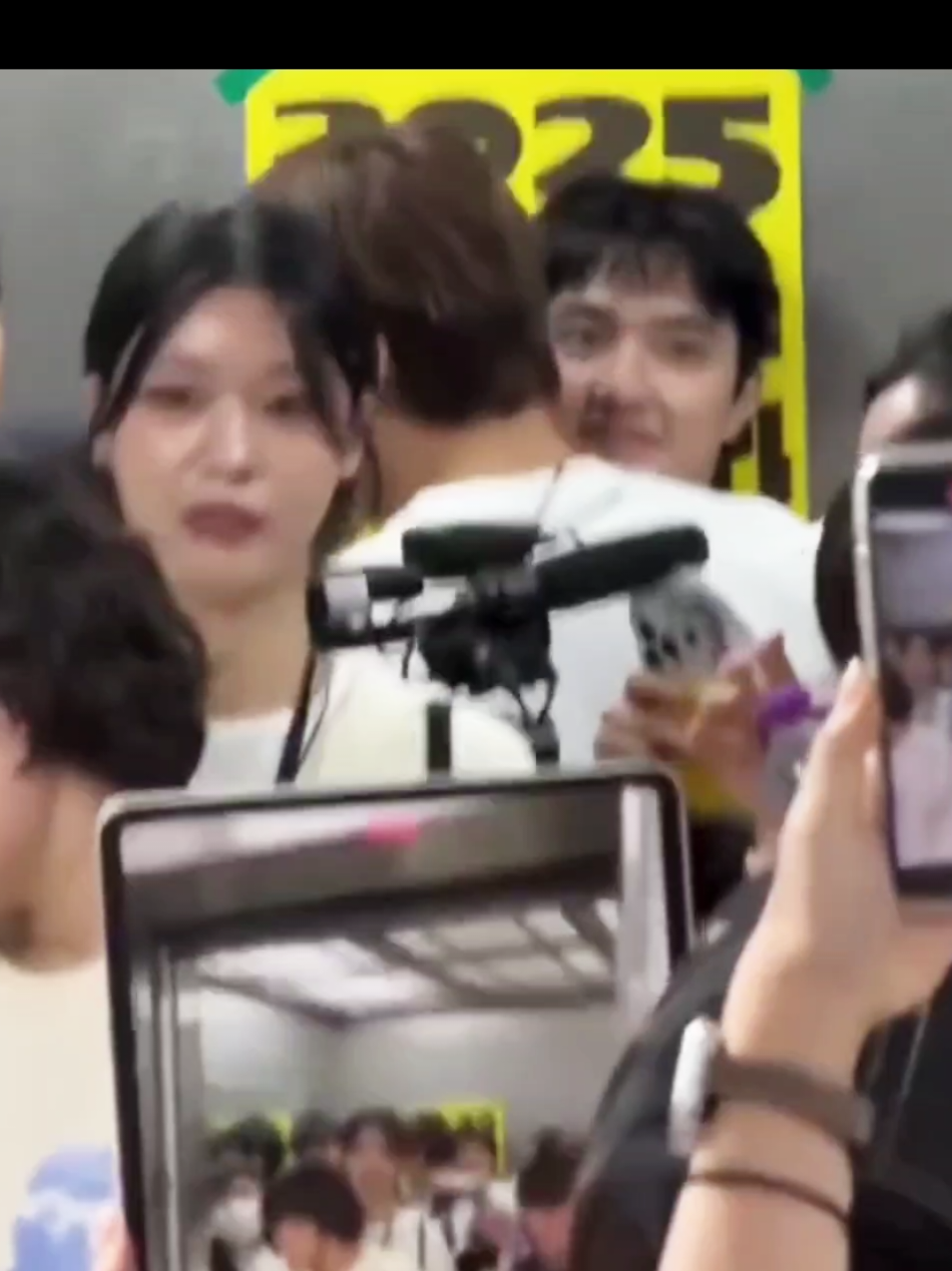 KAISOO IN ELEVATOR 😭 #kaisooshipper #KaiSoo #Kai #Kyungsoo 