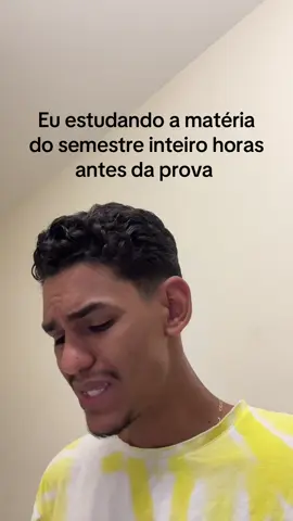 E assim vai passando cada semestre #faculdade #escola #prova 