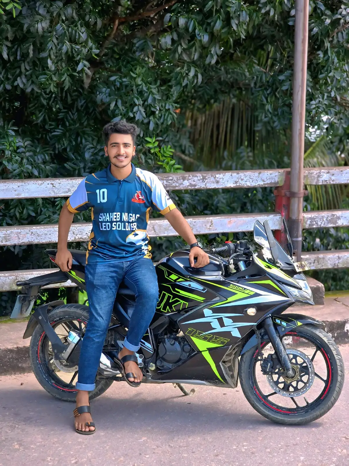 লাগাইয়া পিরিতের ডুরি....! 🌸❤️‍🩹#viral #foryou @@Nadia sultana 🥰 @@ মায়াবতী 🖤🦋 .  5666 @❤️‍🩹...নিখোঁজ...🫀 