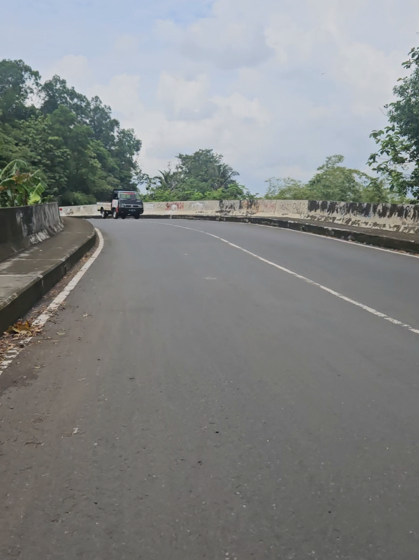 Ngetan ngulon ngalor ngidul janeh anu ngapa tok.... #banyumasvlog #banyumas24jam #jawapride #kebasen #banyumasstory 