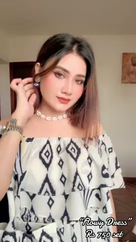 Grab “ flowy Dress “ now . Xs to 2 xl . Bust 38 to 58 . With the bag . Available in black, blue , green and coral 🪸. #mauritius🇲🇺 #fashiontiktok #trendingvideo @🌺SUGARCRUSH🌺 @Nishta PRO Make up Artist @🧿Happy_Corner🧿 @Queen 🧿🪬 @Ashoushuuuuuu🧿💸 @Anusha Chadee Baul 