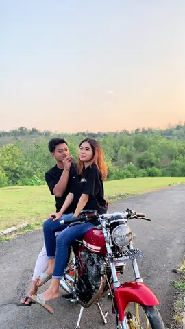 Terimakasih ya sayangku sudah mau menemani lelakimu ini yg benar benar dari 0 sampai sekarang😇 #rikikecil17 
