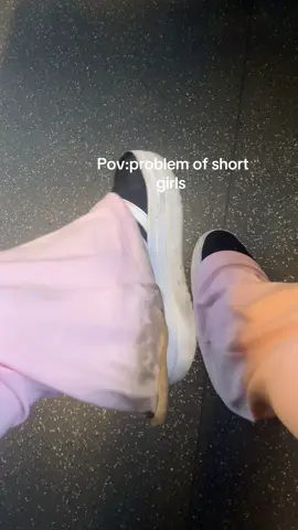 #shortgirl #girlspower #closet #foru 