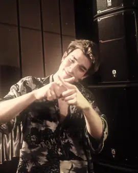 Cổ mê bài này ghê #fourthnattawat #txq_team🎐 #🌻twilight_team✨️ #posy✿_crew #🌍earthsun🌞 