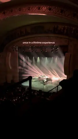how am I supposed to move on from this. The most beautiful experience of my life @Ludovico Einaudi  #ludovicoeinaudi #ludovicoeinaudiexperience #classicalmusic #einaudiexperience 