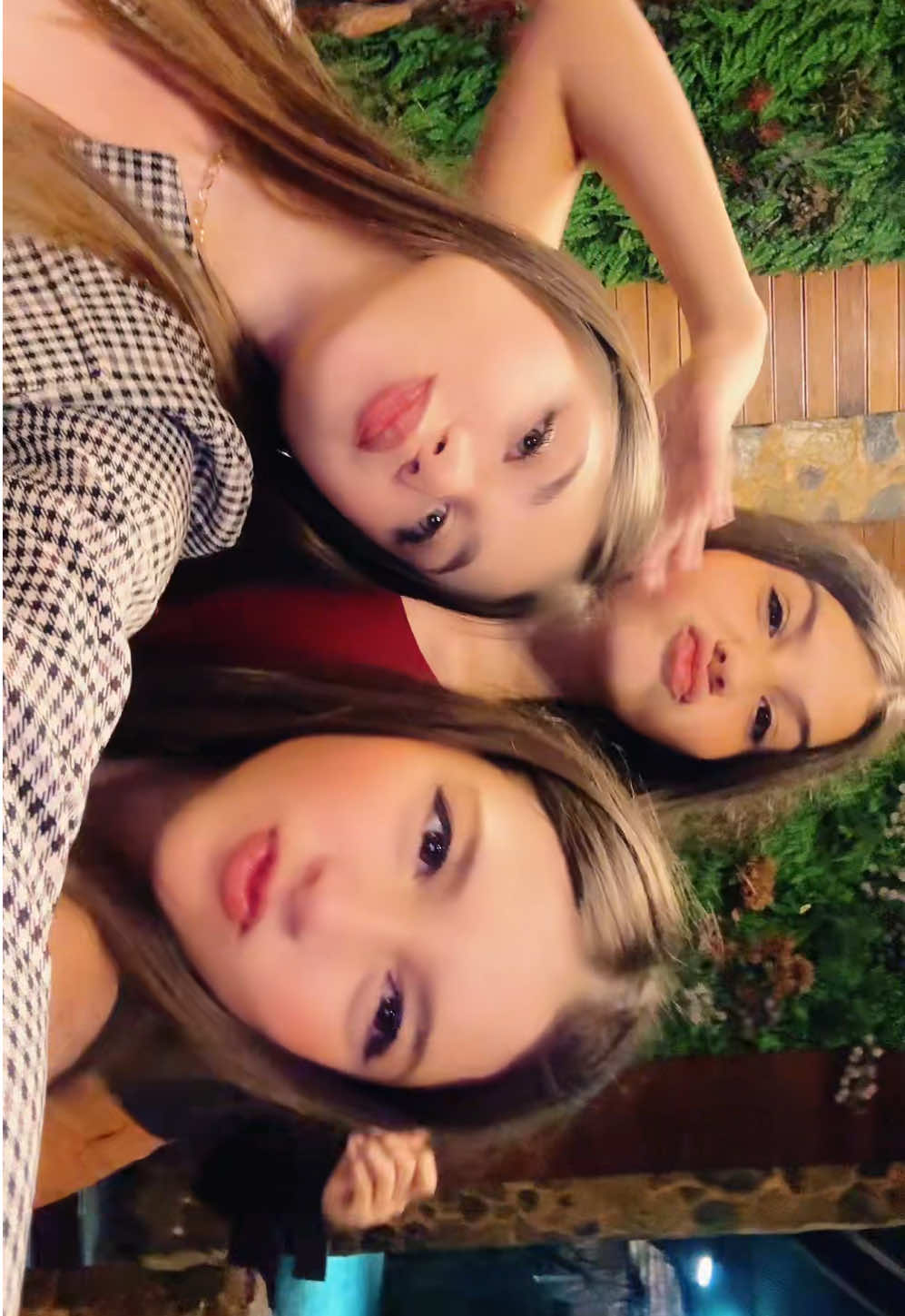 Minha meninas🩷🩷🩷 @Lara Caruso @Helena💋 