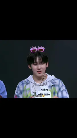 HES SO CUTE #kyehoon #kickflip #foryourpage #xyzcba #foryou 