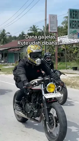 info touringg ? 💨💨 #caferacer #motorcustom #motorcustomindonesia 