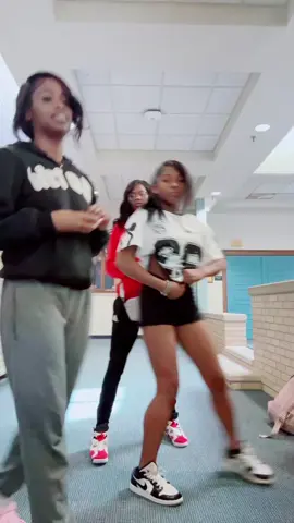 School TikTok’s💕💕✌🏽. #fypシ #foryoupage #leeajhia #trending 