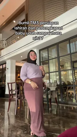 Persiapan lahiran sama perlengkapan udah sampe mana para bumil, aku mah masih santai 😂🤰 #bumiltm3 #TM3 #33weekspregant #trimester3 #dressbumil 