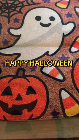 I absolutely love Halloween, don’t you?  #halloween #halloweentrendingsounds #1stofthemonth #7seconds 