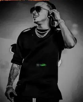 Una flor🥀🍂#paratiiiiiiiiiiiiiiiiiiiiiiiiiiiiiii #seguir #ozuna #lirics_music #apoyotiktok 