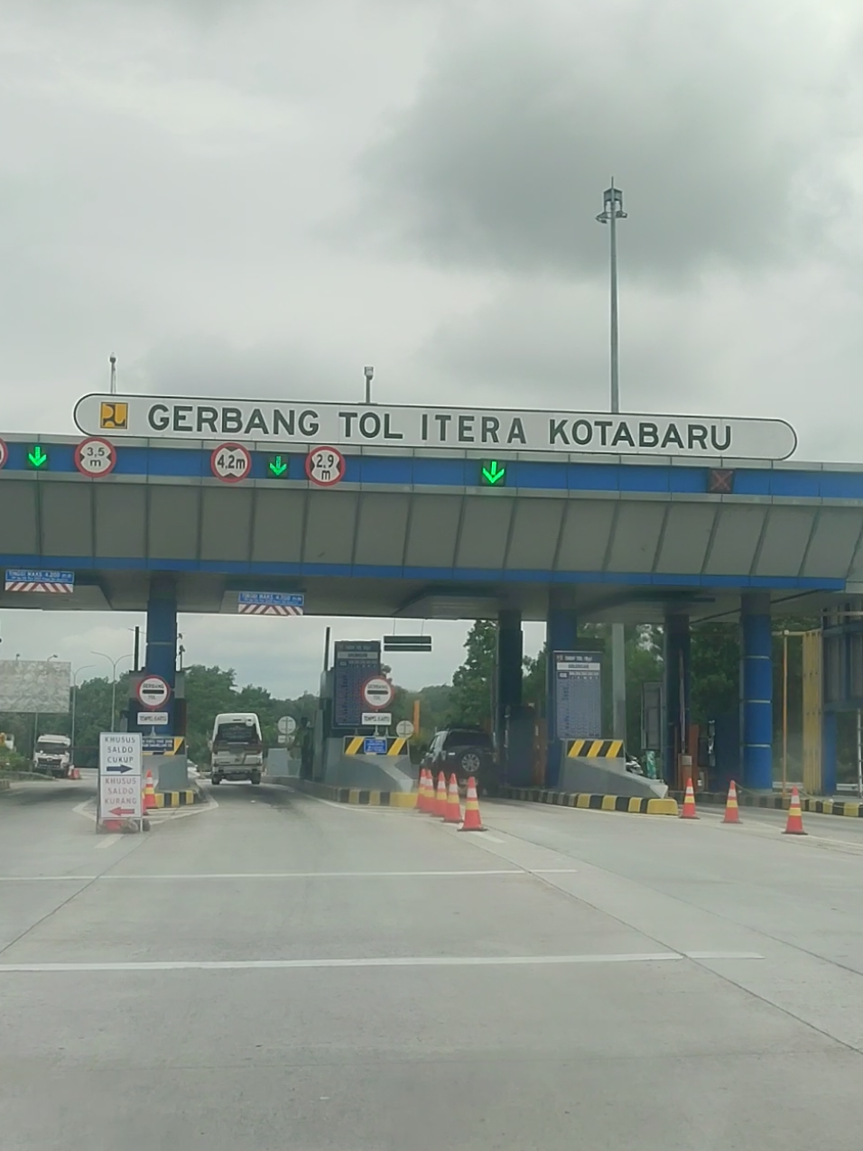 Gerbang tol itera kota baru banyak cerita dari sini #gerbangtoliterakotabaru #lampungselatan #lampung #fyp #fypage 