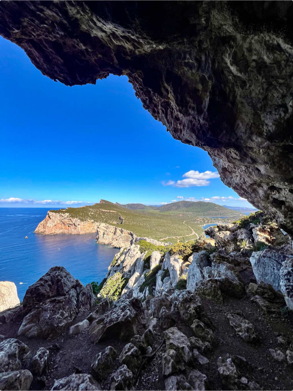 📍Grotta delle Brocche Rotte.