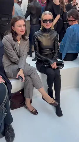 #naomiwatts et #chloemalle au défilé @Courreges  #courreges #pfw #TikTokFashion 