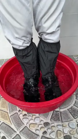 Ủng đi mưa, bọc giày đi mưa cổ cao chống nước bằng nhựa PVC 2 lớp #ungdimua #ungdimuabaovegiay #ungdimuacocao #ungdimuabocgiay #ungdimuachongtron 