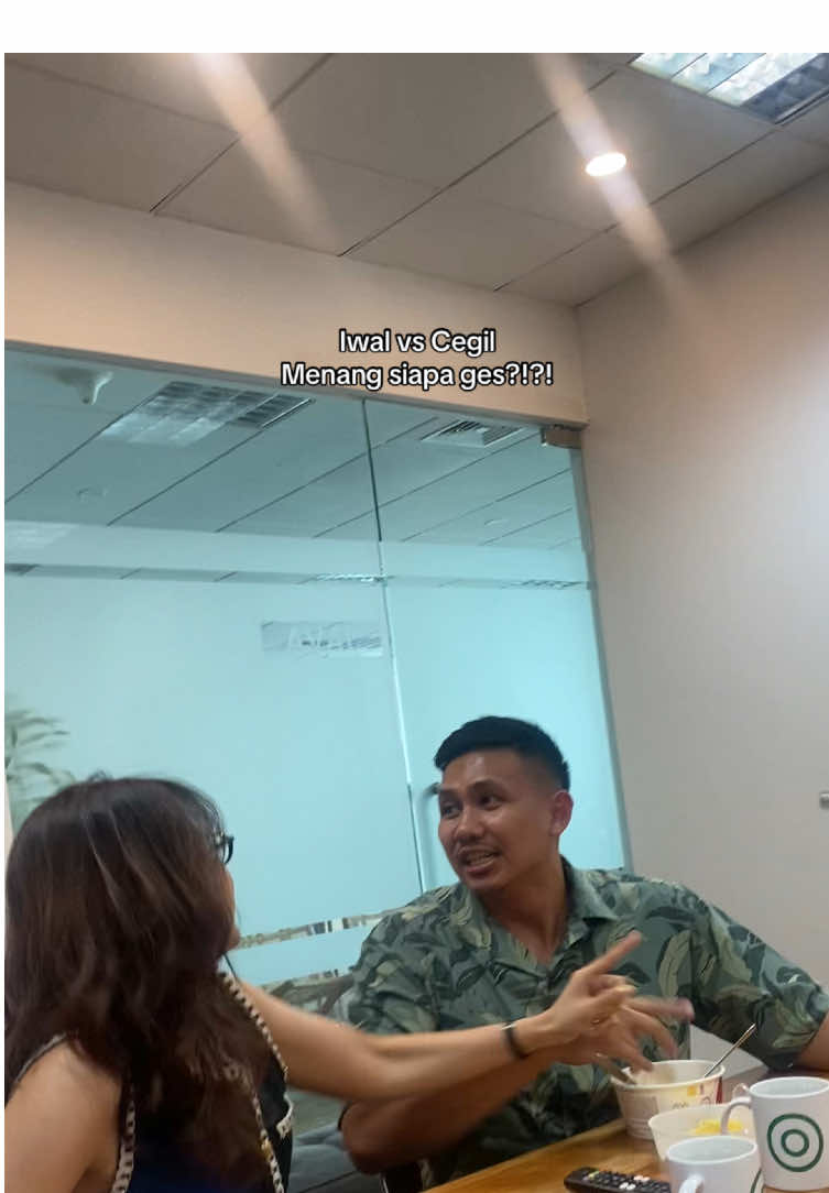 Udah didenger berkali2 tetep gak paham ceritanya ape #office #officelife #officehumorfyp #budakkorporat #jaksel 