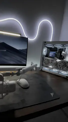 #setup #GamingSetup #setupgaming #whitesetup #techtok 