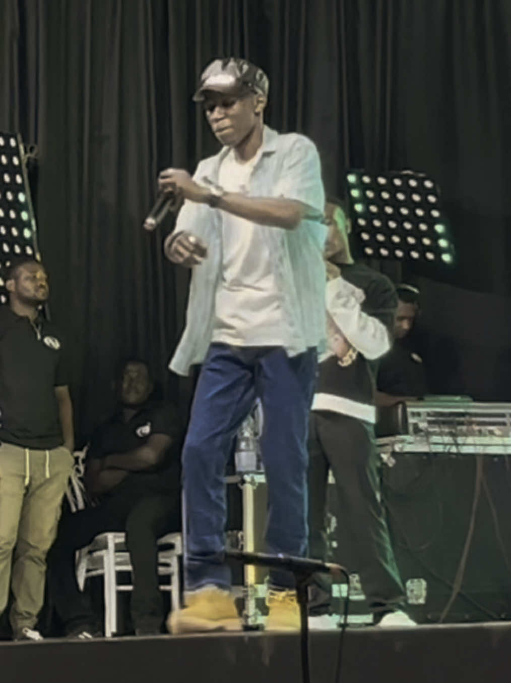 +100.000 vues en un jour sur YOUTUBE, Merci l’équipe 🇬🇦🙏. On envoie la suite…