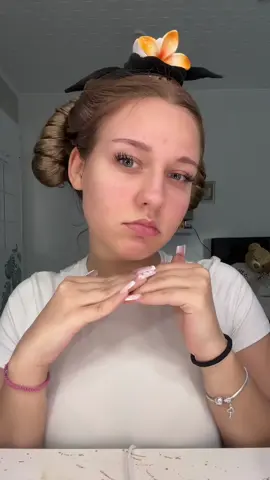 Der Schultag war so anstrengend 🫩🙏🏼 #fy #viral #gurwm #ableoblabblob #cutiepatutieclaudia 