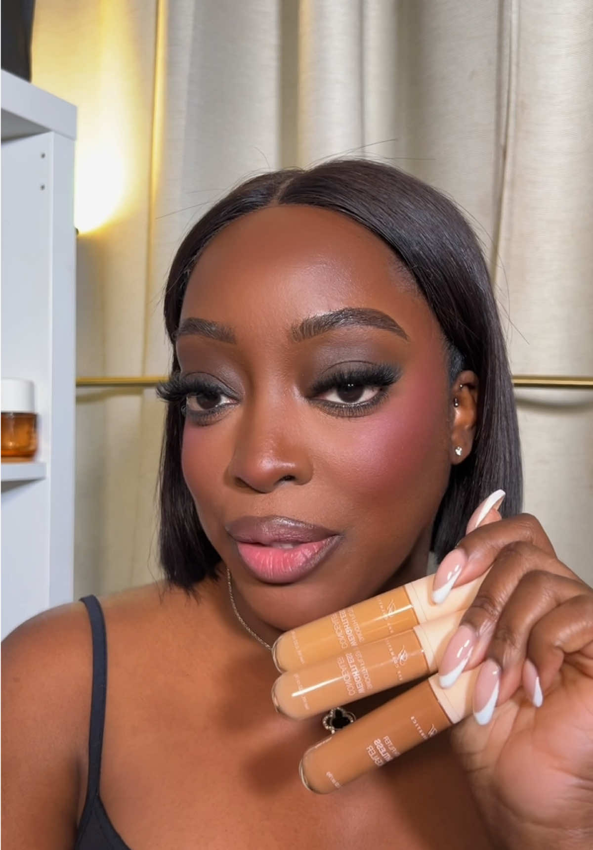 @HNB Cosmetics This is going Straight into the kit!  A gorgeous gorgeous concealer!  Have I been pulled into the world of medium, buildable concealer? I think so!  Blended out so well!  #grwmmakeup #makeupreview #hnbcosmetics #easybake #makeuptutorial 