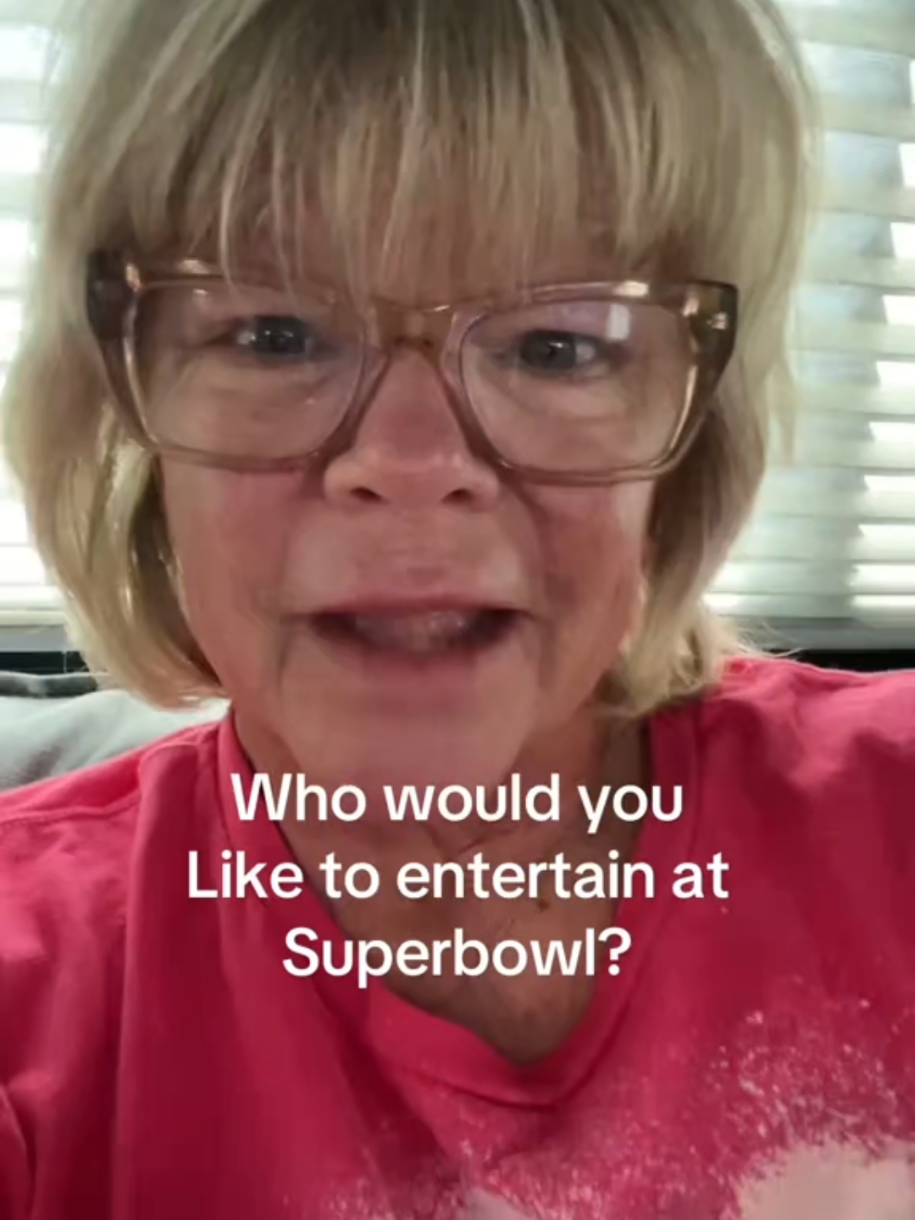 #stitch with @KDJ0866 here we go...sit down Karen! #SuperBowl @Bad Bunny #fyp #halftimeshow #badbunny 