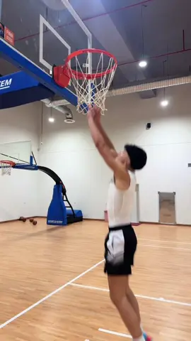 let me in now #basketball #kuwait #الشعب_الصيني_ماله_حل😂😂 #fyp #كويت 