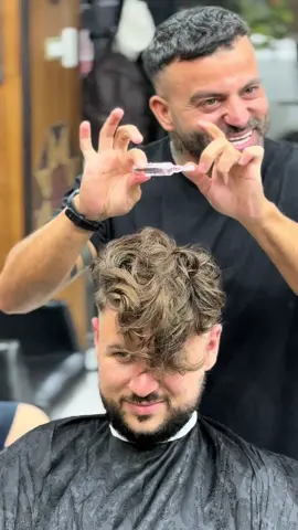 #romania #bucuresti 🇷🇴 📍📌Sos. Stefan cel Mare nr. 35 bl .31 sc 1  ☎️ 0734297274  https://maher.ro#frizer #Frizer #frizerie    