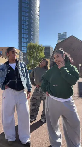 Kotchhhh🇯🇲🇯🇲🇯🇲🇯🇲#dance #goviral #fyp #blackbeauty #dancers @SR @taneyshah7 