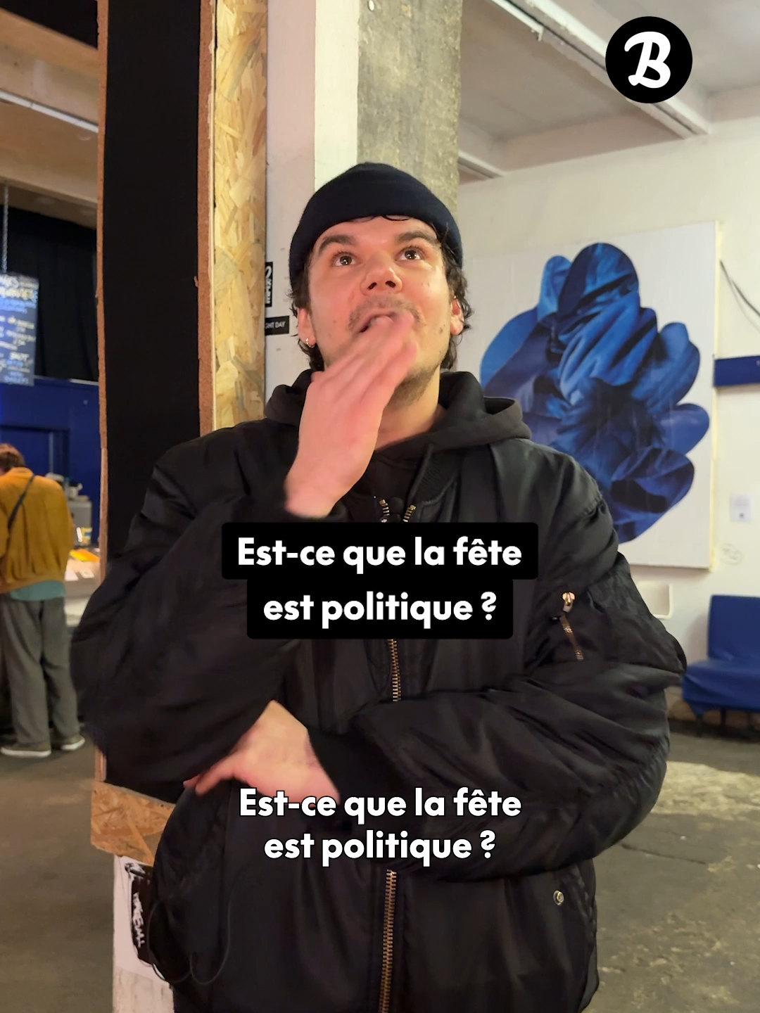 C'est une des questions qu'on se pose de + en + et il y en a un, @arnaudidelon, qui se l'est beaucoup posée. Après avoir découvert le monde des raves outre-Manche, il a profité d'un long moment alité loin du dancefloor pour réfléchir à la question. Toi t'en penses quoi ? #fete #electronicmusic #techno #politique #dancefloor