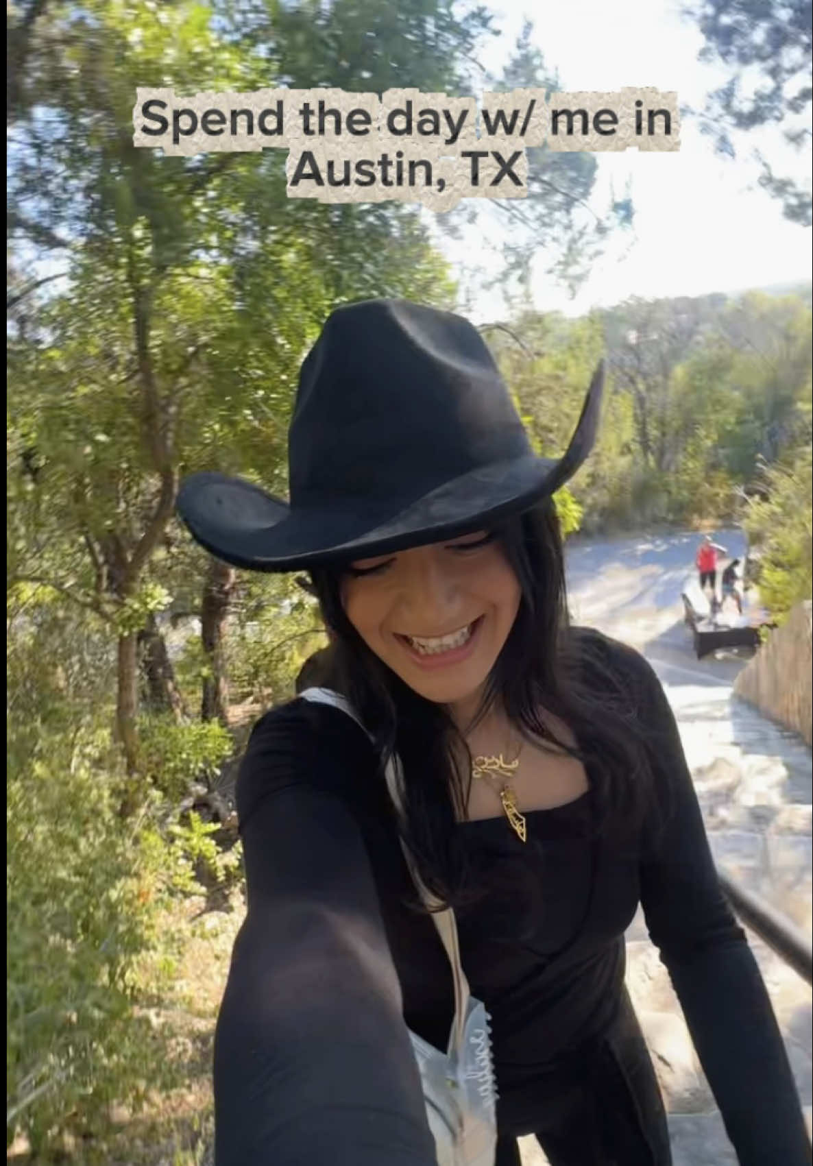 Spend the day w/ me in Austin, TX!! 🍂🤠🎶🕺🪩