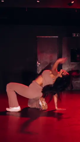 Eu amo essa aula😭 Coreo: @Carol Perrone  Roupa: @Lets Gym 