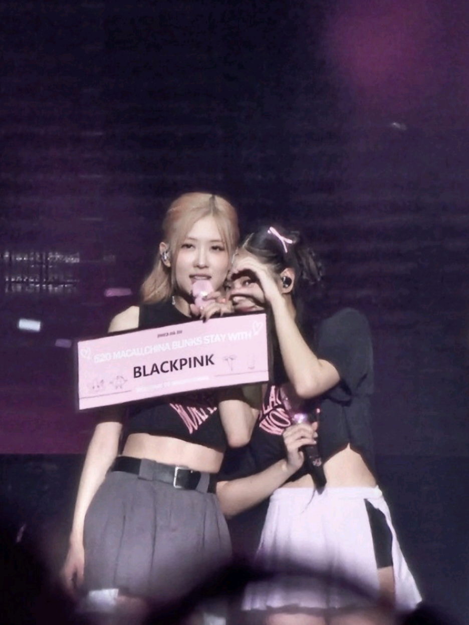 Marry me rosie🩶 || asiri fazla ozledim kizlarimi lütfen artık comeback yapin 😭 - #jennie #rosé #chaennie #bpwkpp #fypage @JENNIE @ROSÉ 