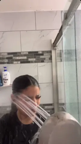 #waterproof #waterproofmakeup #settingspray #viral #makeup 