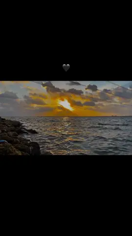 ##تصويري_احترافي_الاجواء #مجرد________ذووووووق🎶🎵 #اخر_اشي_نسختو💭🥀 