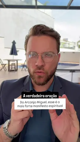 Leia a descrição 👇🏻✅ Ladainha de São Miguel Arcanjo Senhor, tende piedade de nós. Jesus Cristo, tende piedade de nós. Senhor, tende piedade de nós. Jesus Cristo, ouvi-nos. Jesus Cristo, atendei-nos. Pai Celeste, que sois Deus, tende piedade de nós. Filho Redentor do mundo, que sois Deus, tende piedade de nós. Espírito Santo, que sois Deus, tende piedade de nós. Santíssima Trindade, que sois um só Deus, tende piedade de nós. Santa Maria, Rainha dos Anjos, rogai por nós. São Miguel, rogai por nós. São Miguel, cheio da graça de Deus, rogai por nós. São Miguel, perfeito adorador do Verbo Divino, rogai por nós. São Miguel, coroado de honra e glória, rogai por nós. São Miguel, poderosíssimo Príncipe dos exércitos do Senhor, rogai por nós. São Miguel, porta-estandarte da Santíssima Trindade, rogai por nós. São Miguel, guardião do Paraíso, rogai por nós. São Miguel, guia e consolador do povo israelita, rogai por nós. São Miguel, esplendor e fortaleza da Igreja militante, rogai por nós. São Miguel, honra e alegria da Igreja triunfante, rogai por nós. São Miguel, luz dos Anjos, rogai por nós. São Miguel, baluarte dos cristãos, rogai por nós. São Miguel, força daqueles que combatem pelo estandarte da cruz, rogai por nós. São Miguel, luz e confiança das almas no último momento da vida, rogai por nós. São Miguel, socorro muito certo, rogai por nós. São Miguel, nosso auxílio em todas as adversidades, rogai por nós. São Miguel, arauto da sentença eterna, rogai por nós. São Miguel, consolador das almas que estão no Purgatório, rogai por nós. São Miguel, a quem o Senhor incumbiu de receber as almas depois da morte, rogai por nós. São Miguel, nosso Príncipe, rogai por nós. São Miguel, nosso Advogado, rogai por nós. Cordeiro de Deus, que tirais o pecado do mundo, perdoai-nos, Senhor. Cordeiro de Deus, que tirais o pecado do mundo, ouvi-nos, Senhor. Cordeiro de Deus, que tirais o pecado do mundo, tende piedade de nós. Rogai por nós, glorioso São Miguel Arcanjo, Para que sejamos dignos das promessas de Cristo. Amém! #espiritualidade #anjos #arcanjos