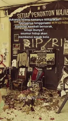 “TIGA TAHUN TRAGEDI KANJURUHAN” 135 bukan angka , 135 adalah korban jiwa🥀 Pray For Kanjuruhan , Kemanusiaan Diatas Segalanya✊ #prayforkanjuruhan #justiceforkanjuruhan 
