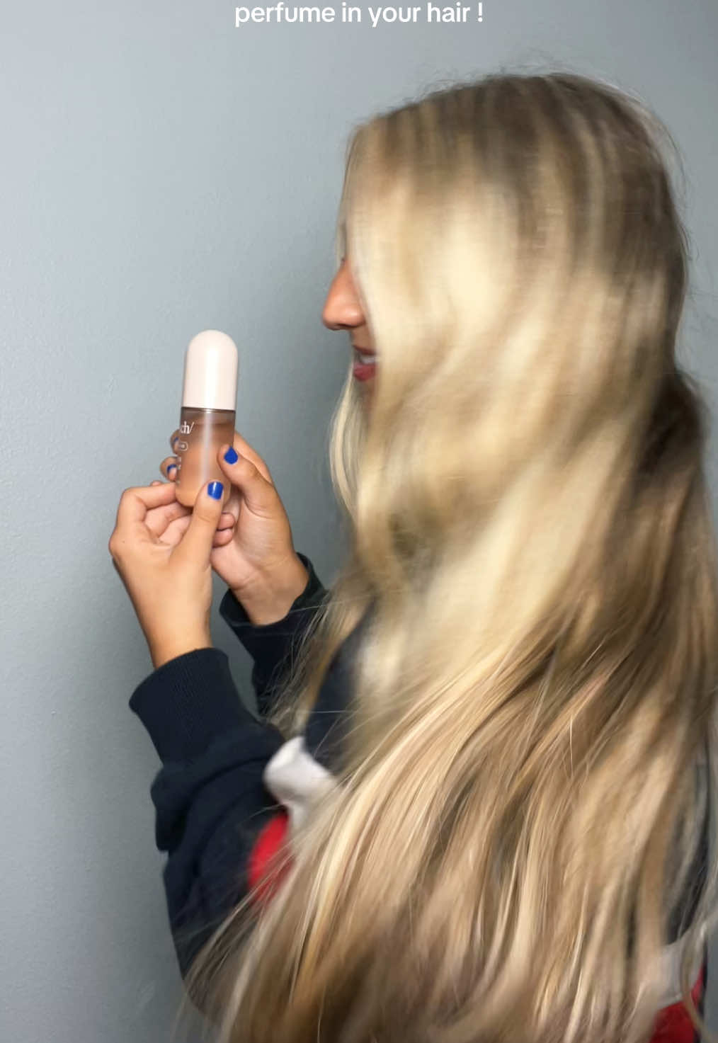 kitsch hair perfume is the secret to smelling fresh & delicious all day ! #kitsch #kitschhairperfume 