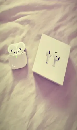 #apple#airpods#airpods4#dc #heartmeout 