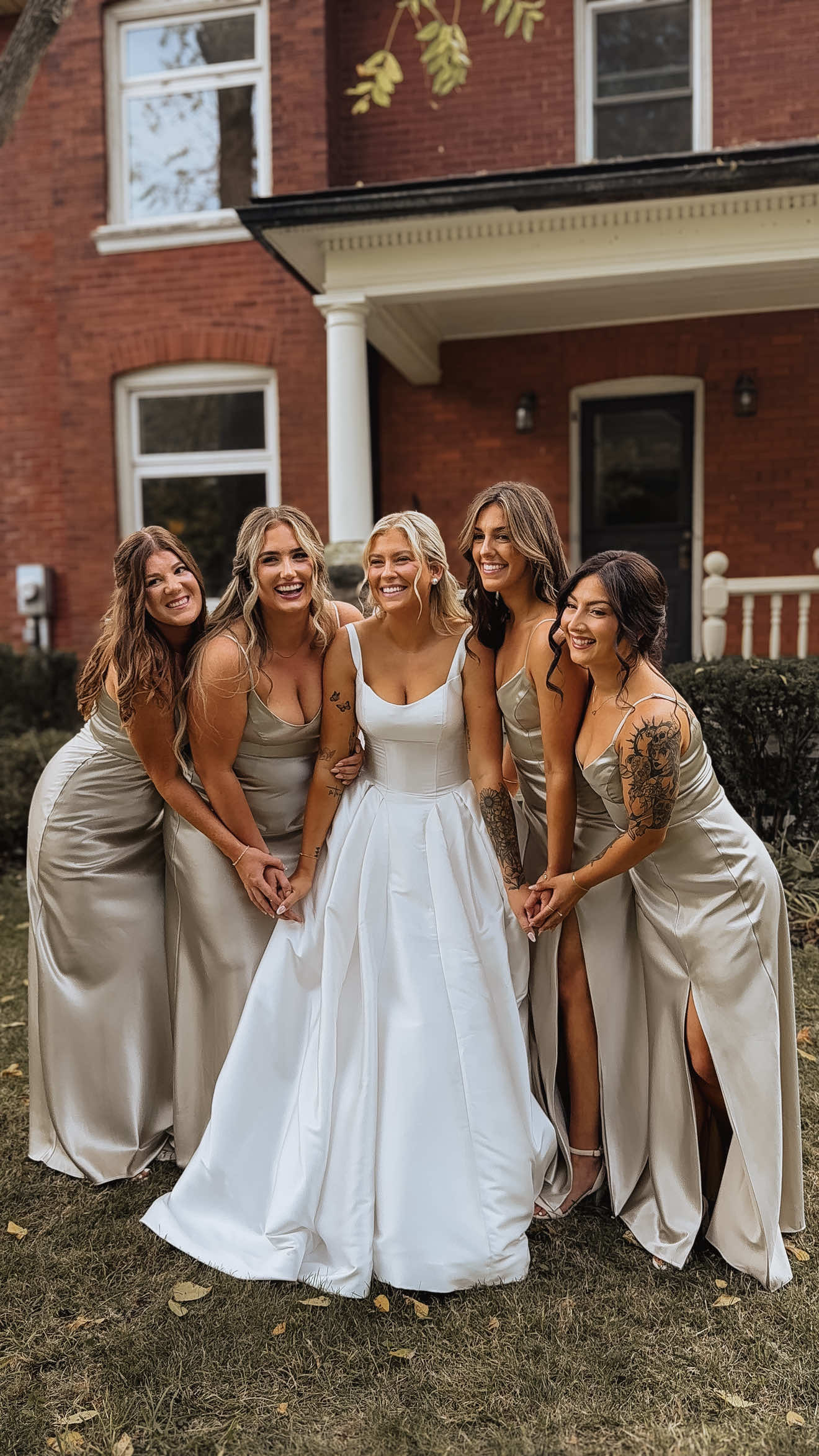 the body slams made the video #weddingday #septemberbride #weddingdayvibes #weddingcountdown #weddingdaymakeup 