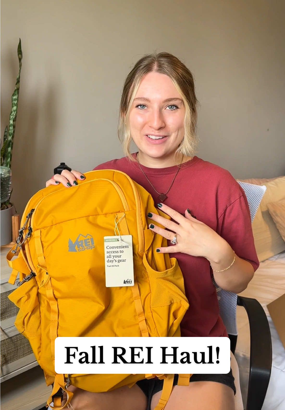 I cannot wait to wear all these on the trail!! With my big cross-country move coming in a few days I am going to be closer to so much more hiking opportunities and I seriously can’t wait! 🧡@REI  #granolagirl #fallhaul #outdoorsy #rei #hikingoutfit 