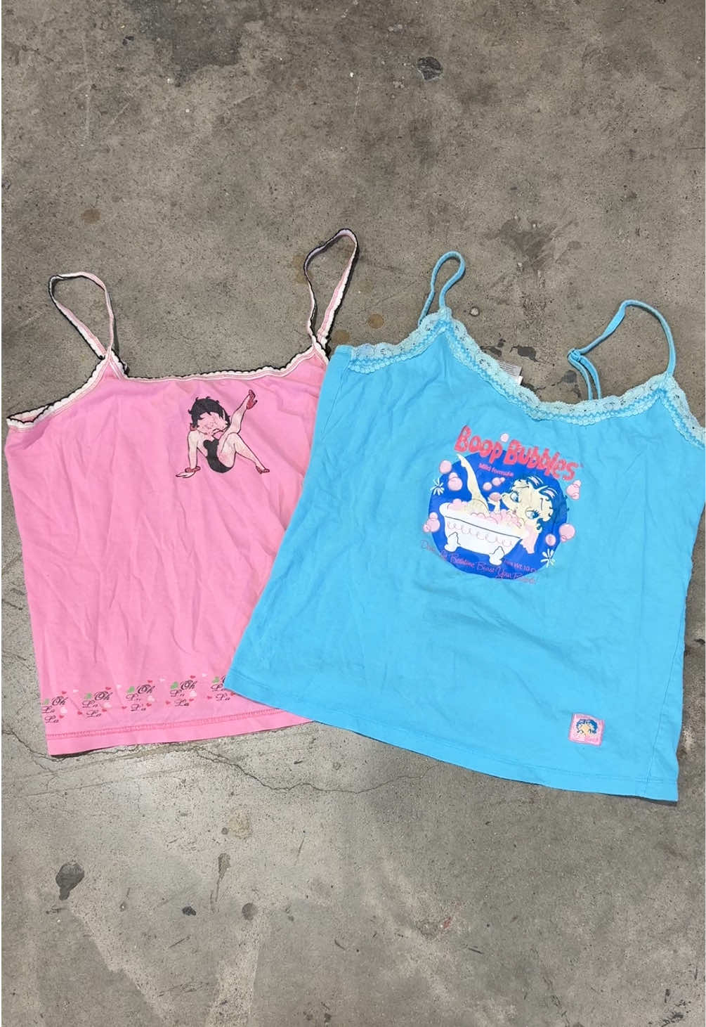 Some of them need a good soak in Oxi clean but overall pretty good day! #fyp #thrift #thrifthaul #goodwillbins #y2k 