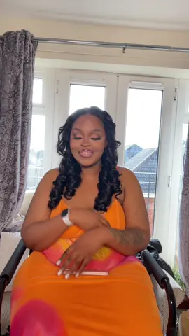 Getting Lalah ready  #southamptonmakeupartist #makeupartistinsouthampton #muainuk #getreadywithme #dinnerwithme 