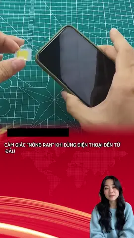 Cảm giác tai và má nóng ran sau một cuộc gọi dài? Đó là dấu hiệu điện thoại của bạn đang phát ra một lượng năng lượng lớn. Miếng dán chống bức xạ là giải pháp phòng ngừa, giúp 