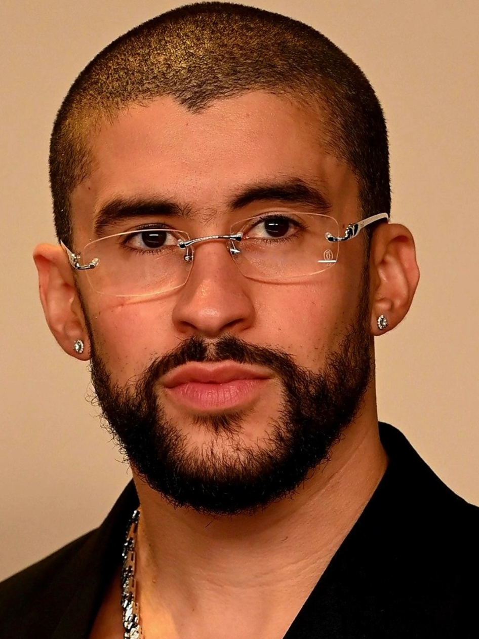 Im just learning about Bad Bunny and i hope he does well during the NFL Super Bowl halftime show but this is my one problem with it. #badbunny #SuperBowl #halftimeshow #badbunnypr #nfl 