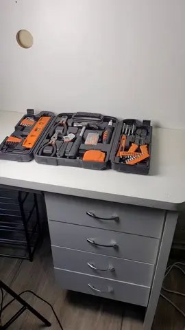 Kit de ferramentas, mais de 120 peças multiuso, e qualidade de item para manutenção e instalação  #ferramentas #maleta #caixadeferramentas #martelo 