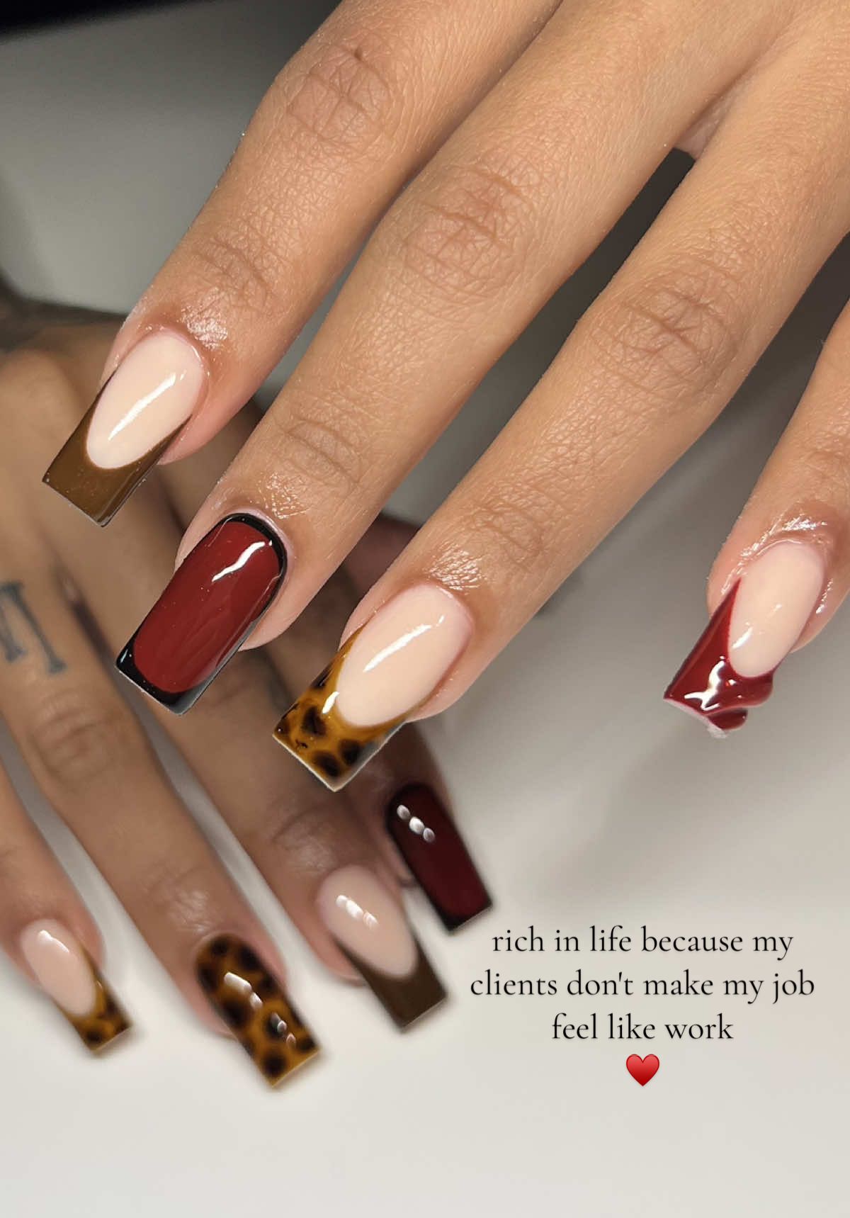 Fall nails inspired 🍂 #nailsinspo #nails #fyp #nailsartvideos #nailsdesign 