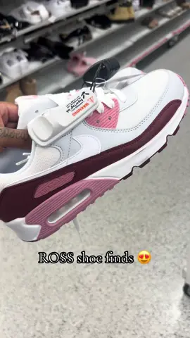 Ross, this u? 😍 #fyp #rossfinds #ross #shoecheck #nike 