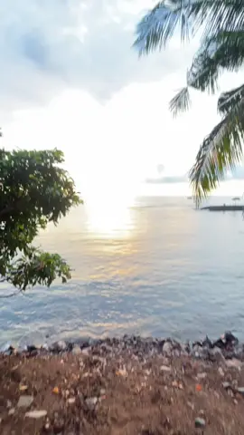 Terlalu banyak alasan #timurstory #lagutimur #mataharitimur #sunsetbeach 